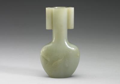 图片[2]-Jade vase with tubular handles and carved plum-blossom decoration, Qing dynasty (1644-1911)-China Archive